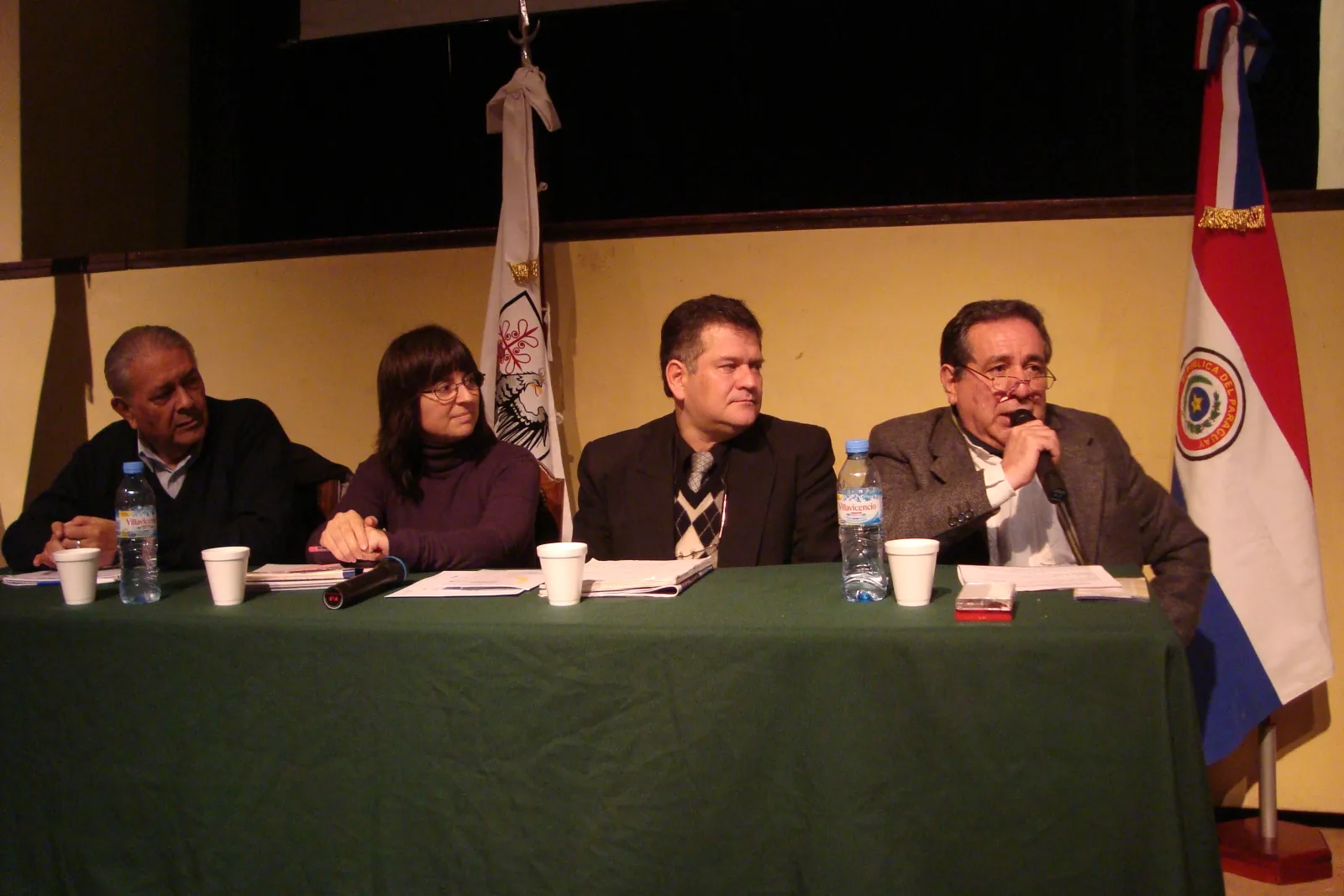 Organizaciones de la colectividad: Cristóbal Manuel Fariña, Adriana Echezuri, Fernando Denis Vera y Andrés R. Herebia