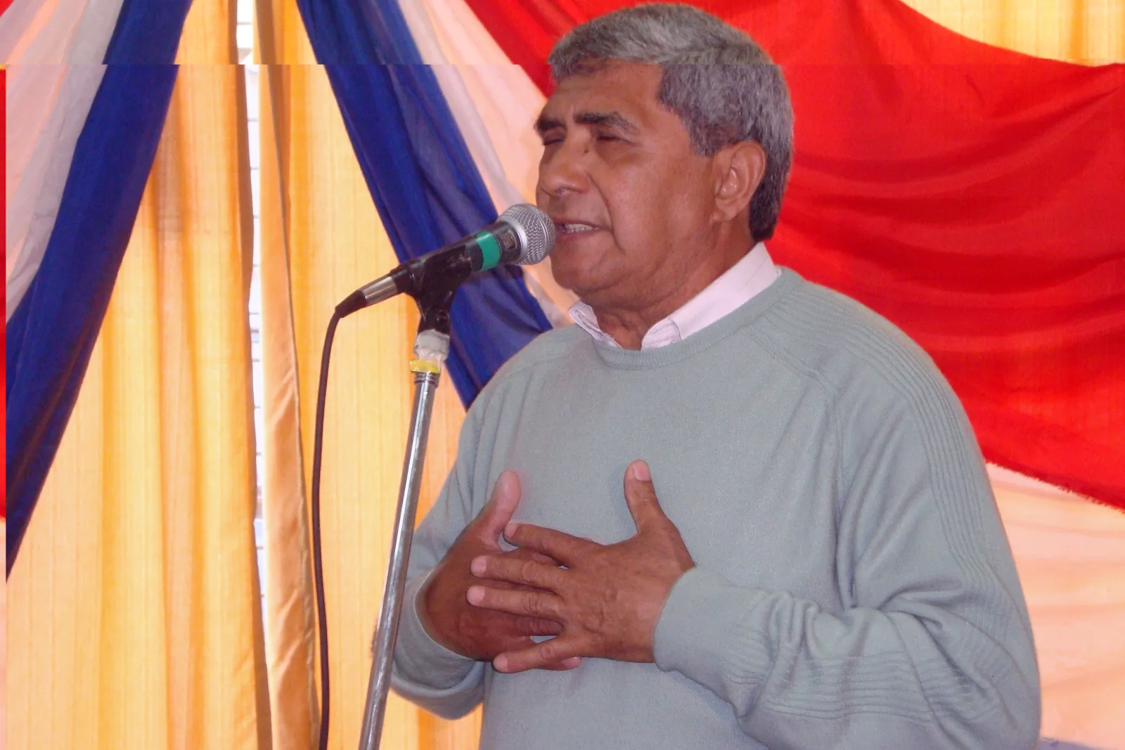 Takuaree 11 - poesia guaraní POESÍA EN GUARANÍ: Mario Cáceres
