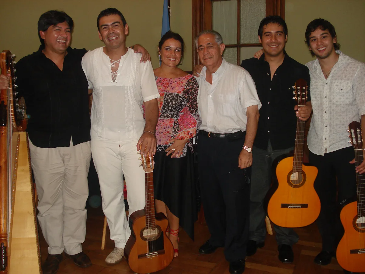 Francisco Giménez, César Portillo, Constanza Torres, Ovidio Ottaviano, Miguel Guerrero y Hugo Dellamea.