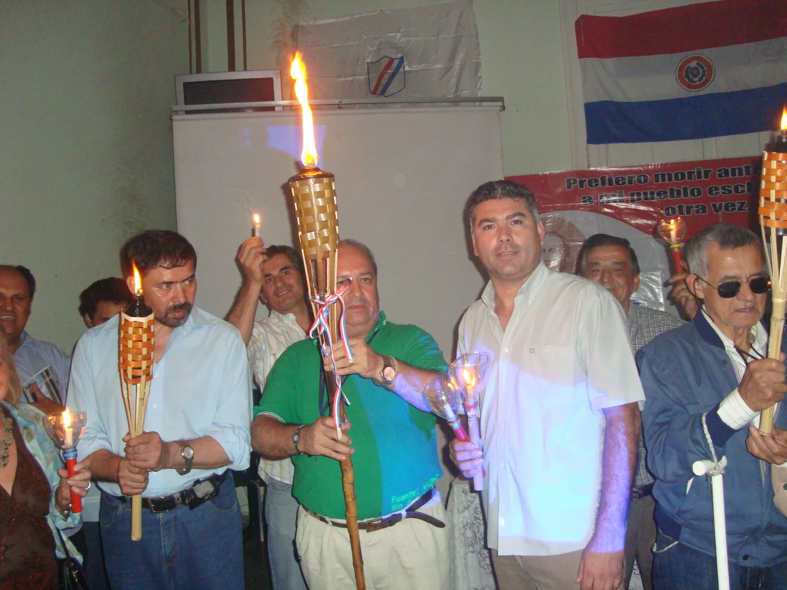 Com. 0004 antorcha 1
