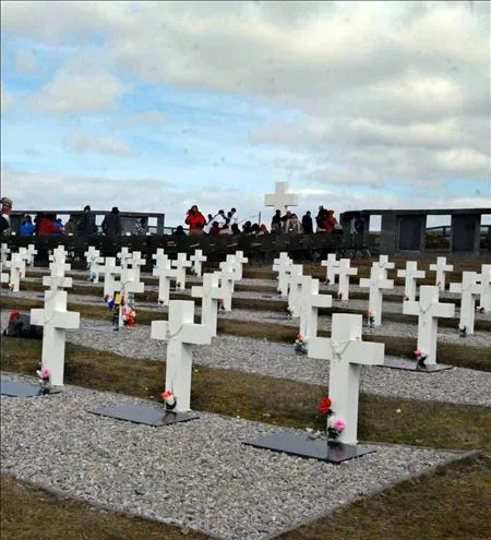 MAYO 2011 - Malvinas 0005 cementerio