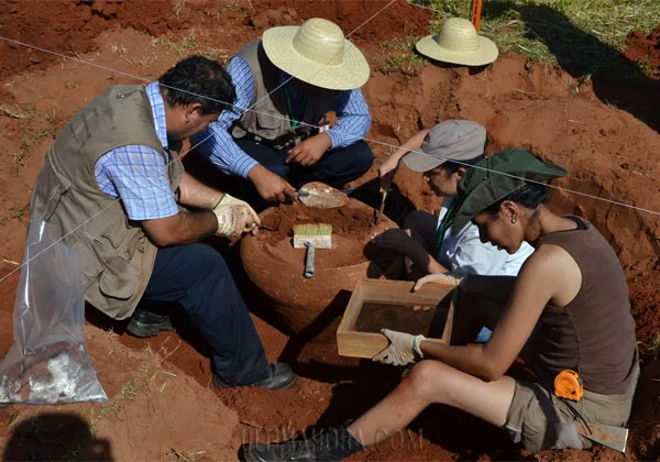 urnas indígenas carapeguá