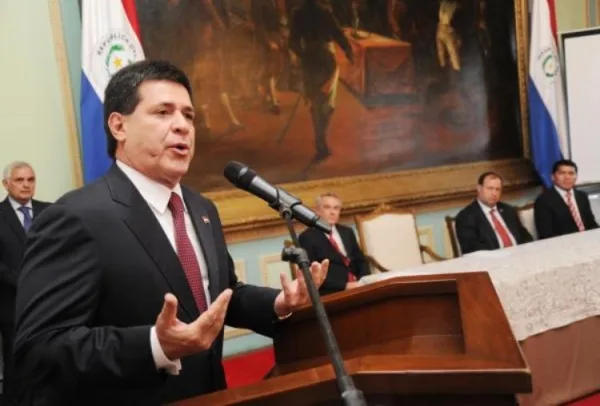 Cartes afirmó que su gobierno está cortando la corrupción dentro del Estado (Foto ipparaguay.com.py)