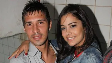 Larissa riquelme fabro va
