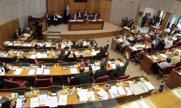 Cámara de senadores 04-04-14