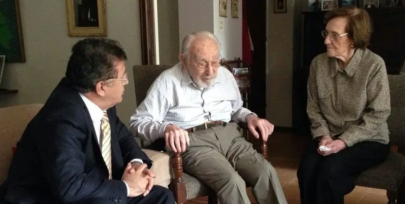 Duarte Frutos con el Dr. Abente y Sra.