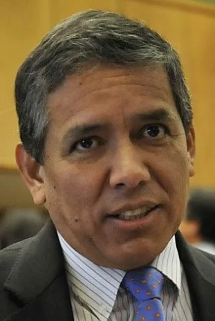 Carlos Amarilla