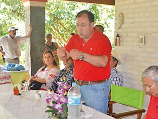 juan-afara-asegura-que-no-es-traidor-y-que-apoya-cartes