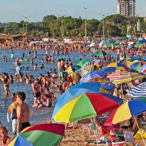 Playa San José, Encarnación (foto refencial Facebook)