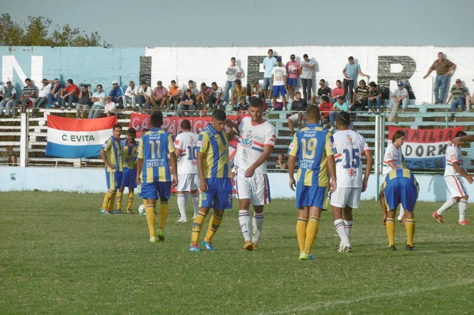 El Depor frente a Central Ballester (Foto: gentileza de Central Ballester)