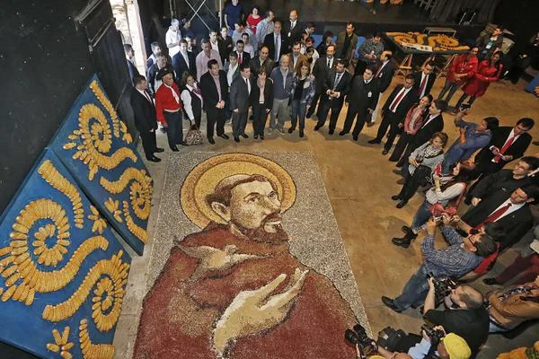 altar papa bis
