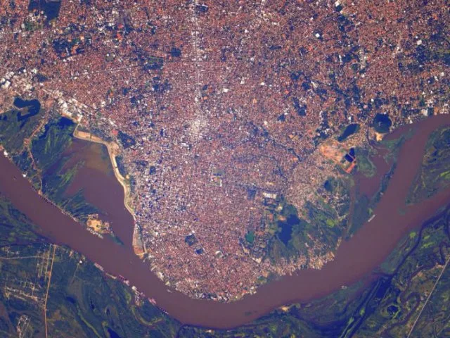 astronauta-capta-imagen-asuncion-el-espacio
