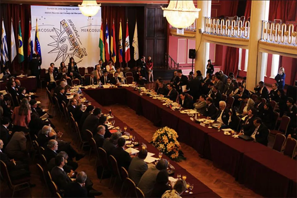Guaraní interpretes parlasur