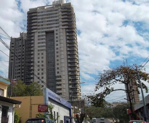 REpatriados nuevo edificio