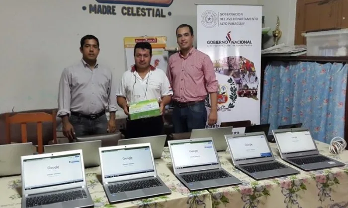 Por primera vez, los estudiantes del Colegio Mayor R. Bejarano de Fuerte Olimpo tendrán acceso a internet.