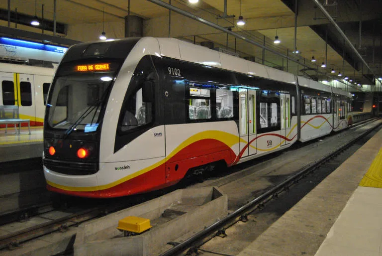Tren fabricado por la antigua Vossloh España como el que podría circular por Asunción