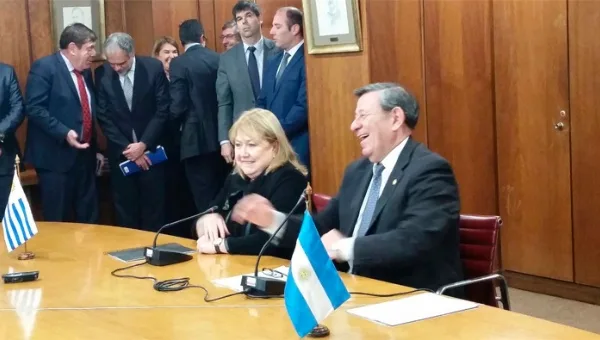 Susana Malcorra y Rodolfo Nin Novoa (Foto andrea tabares - telesurtv.com)
