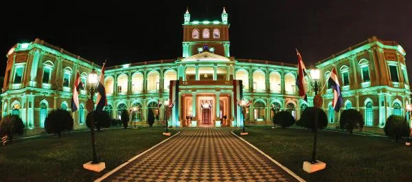 PER. PAÍS 0006-16 palacio verde