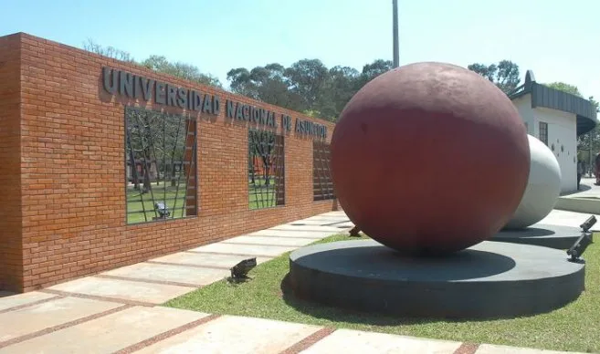 Universidad de Asunción 13-06-16