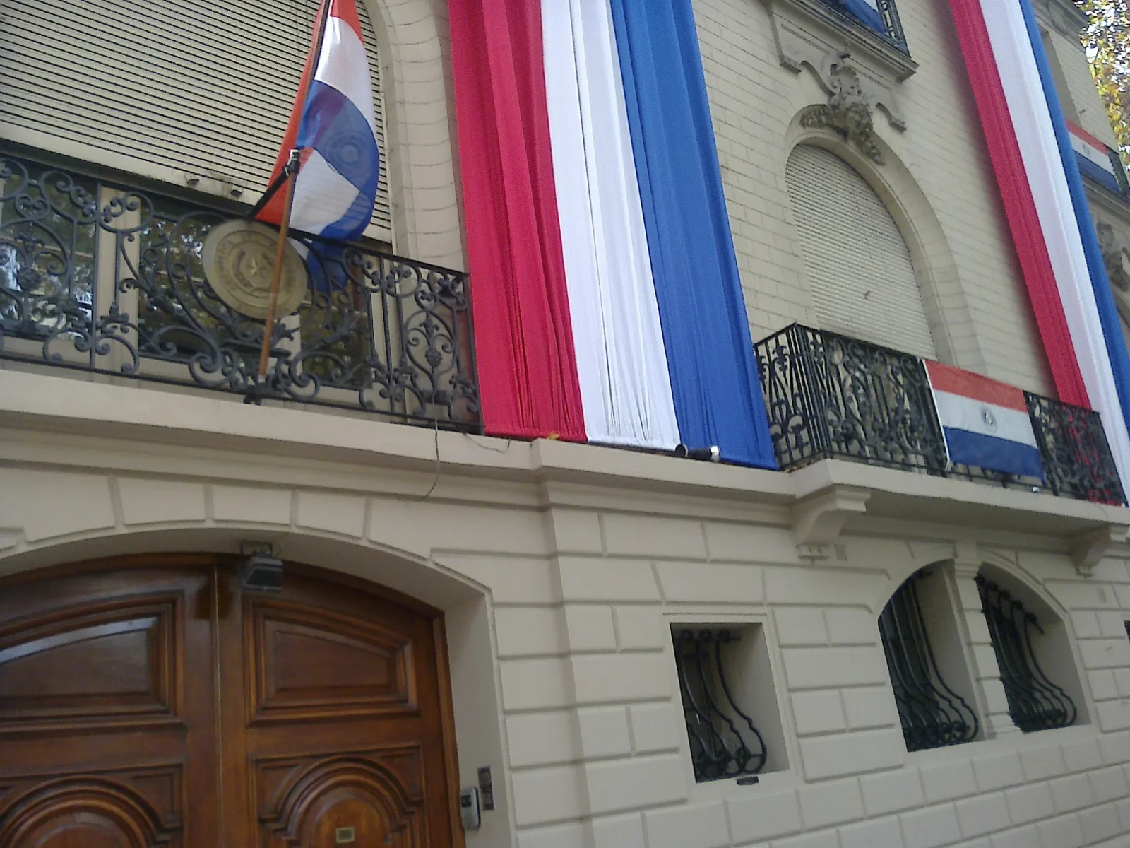 Sede la Embajada Paraguaya en Bs. As.