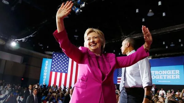PER. MUNDO 0008-16 Hillary