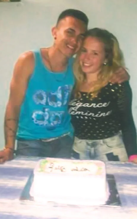 Cristian David Romero Gamarra (20) junto a su entonces pareja Maira Gracia, que cumplió la mayoría de edad estando en Paraguay