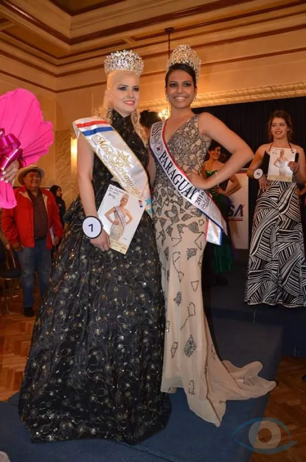 Miss Paraguay Argentina con Alma María Montserrat Villagra, Miss Paraguay 2016 (Foto: pedrojuandigital.com)