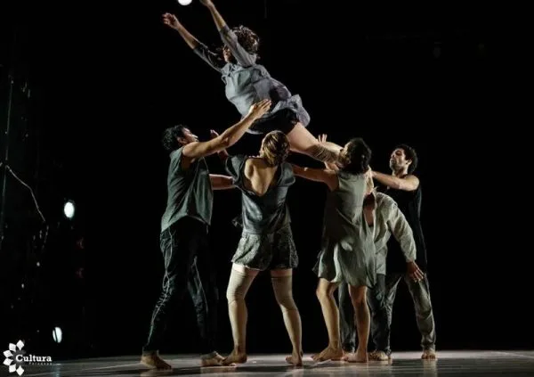Ballet nacional-del-paraguay1