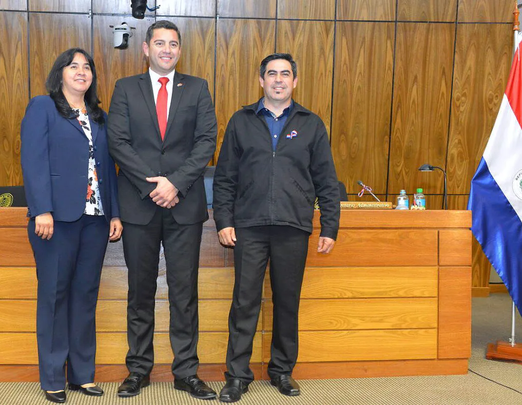 Mirta Ramona Mendoza, Pedro Alliana y Ramón Duarte /Foto: diputados.gov.py/